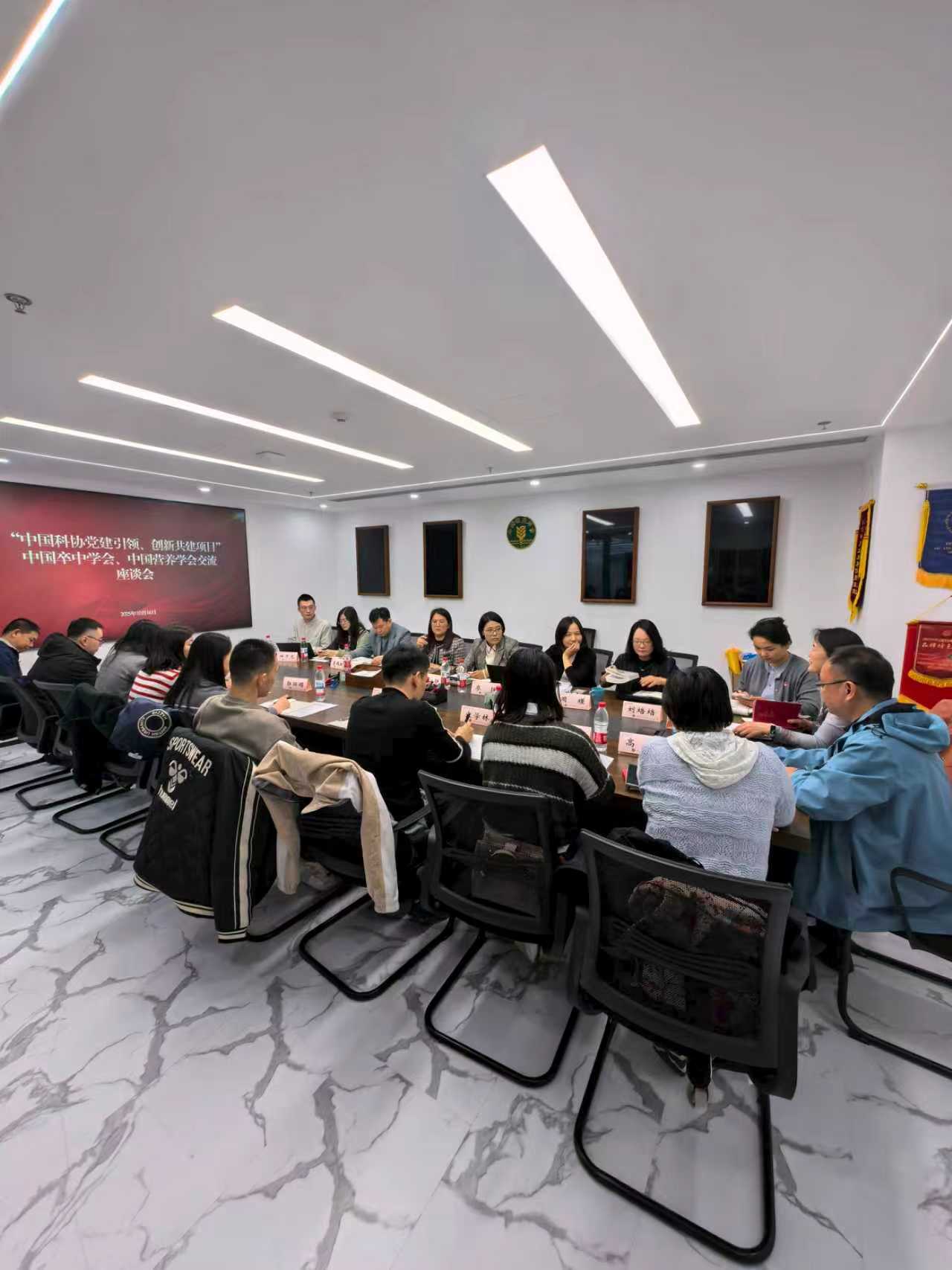 8d8fa8d54805dbeaf149bb7eb8f4164f.jpg 8d8fa8d54805dbeaf149bb7eb8f4164f.jpg