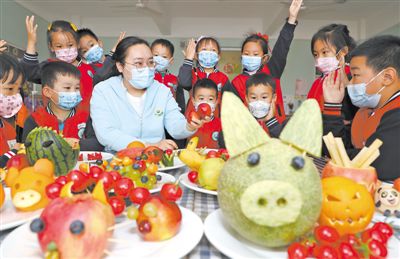 人民日报 | 《中国居民膳食指南(2022)》发布 合理膳食 吃出健康(健康焦点)